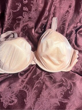 Victoria's Secret Light Blush Cooling Bra 38D